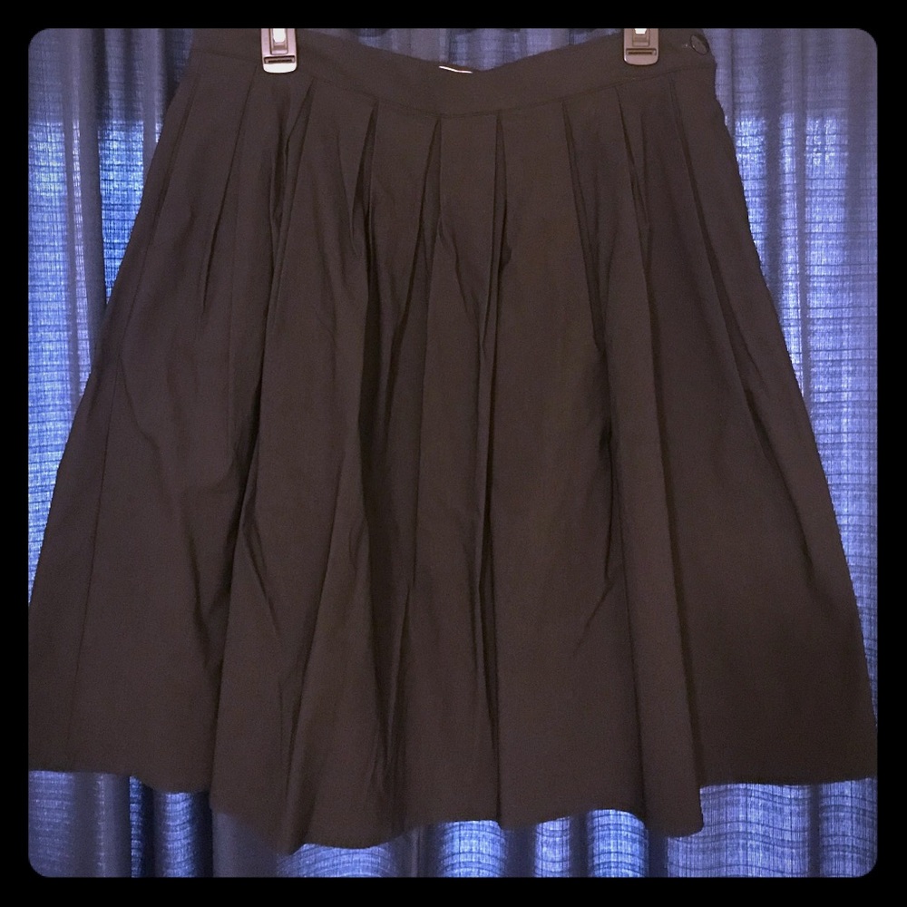 Black skirt L